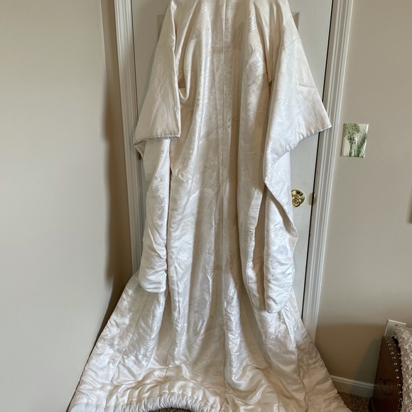 Vintage Japanese Kimono - Picture 5 of 9